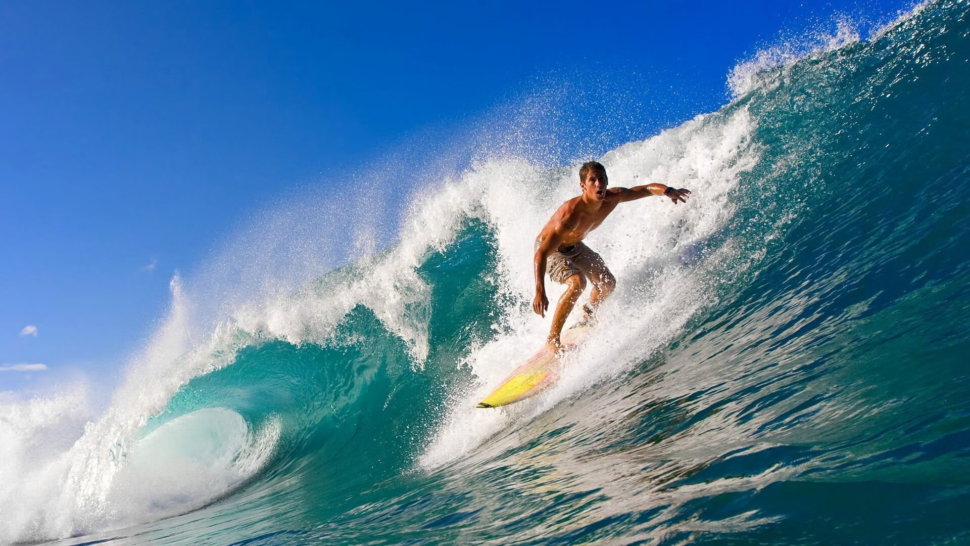 开云体育全站-城市联赛拉开战幕基层球队展示出令人惊喜的技战术水平，城市职业联赛